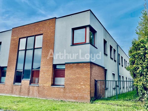Bureaux et stockage à louer à La Madeleine surfaces divisibles dès 111 m²