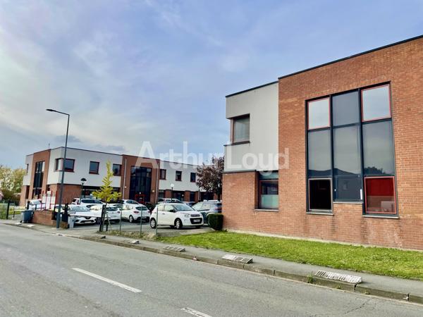 Bureaux et stockage à louer à La Madeleine surfaces divisibles dès 111 m²