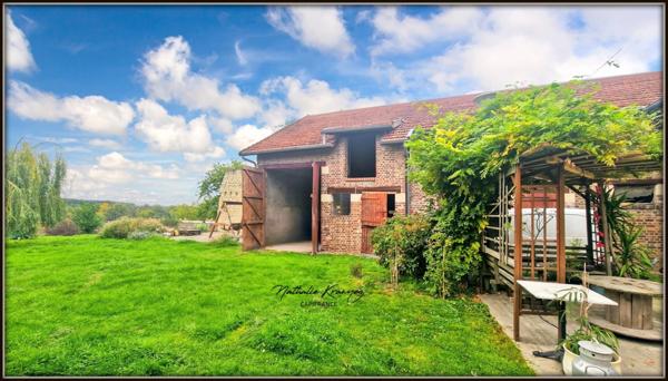 Proche de GRANDPRE (08) Authentique corps de ferme rénové de 172m² avec dépendances sur 1800m² de terrain