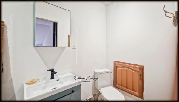 Proche de GRANDPRE (08) Authentique corps de ferme rénové de 172m² avec dépendances sur 1800m² de terrain