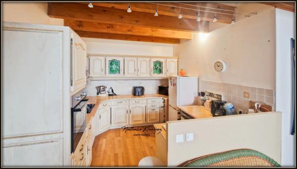 Proche de GRANDPRE (08) Authentique corps de ferme rénové de 172m² avec dépendances sur 1800m² de terrain