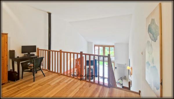 Proche de GRANDPRE (08) Authentique corps de ferme rénové de 172m² avec dépendances sur 1800m² de terrain