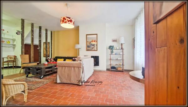 Proche de GRANDPRE (08) Authentique corps de ferme rénové de 172m² avec dépendances sur 1800m² de terrain