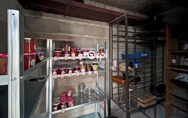 Maison à vendre    4 pièces •  Montluçon