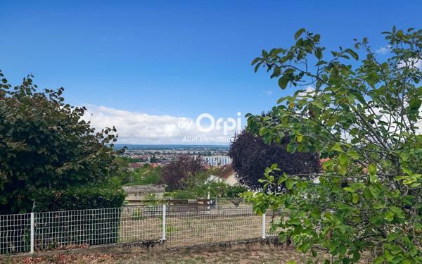 Maison à vendre    4 pièces •  Montluçon