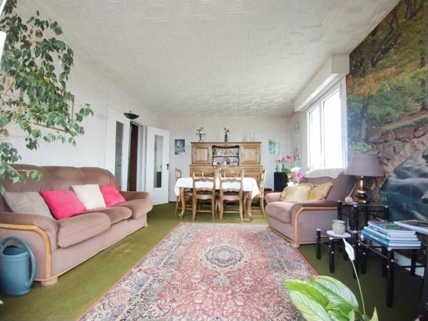 BAISSE DE PRIX pour ce T4 fonctionnel et lumineux et cave