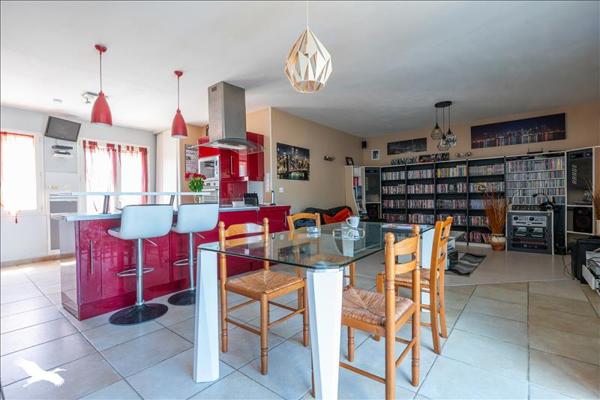 Maison à vendre 296 520 € Saint-Pierre-d'Oléron 5 p 107 m² DPE C