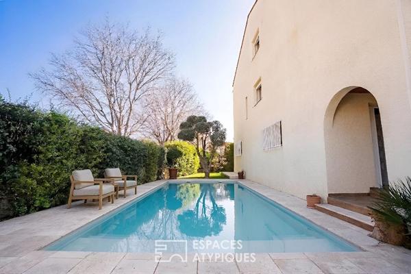 Maison de famille rénovée avec piscine et beaux volumes
