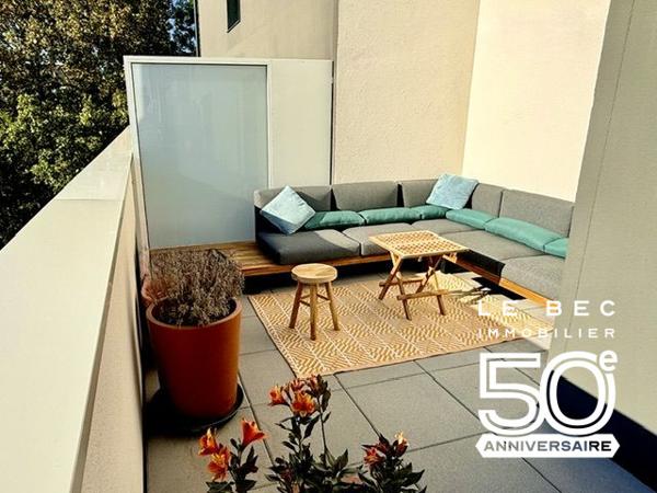 VANNES CENTRE – Appartement T2 avec belle terrasse et stationnement