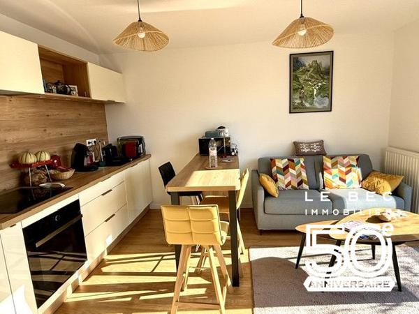 VANNES CENTRE – Appartement T2 avec belle terrasse et stationnement