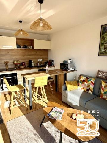 VANNES CENTRE – Appartement T2 avec belle terrasse et stationnement