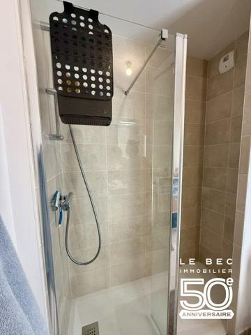 VANNES CENTRE – Appartement T2 avec belle terrasse et stationnement