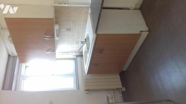 EXINCOURT, immeuble six appartements  sur 19a 88ca de terrain constructible