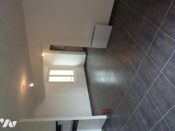 EXINCOURT, immeuble six appartements  sur 19a 88ca de terrain constructible