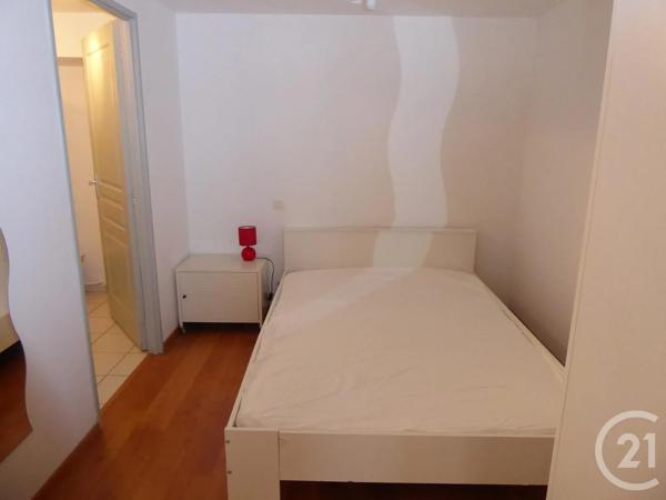Appartement T1 à vendre  1 pièce - 30 m 2   DOLE  - 39