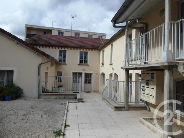 Appartement T1 à vendre  1 pièce - 30 m 2   DOLE  - 39