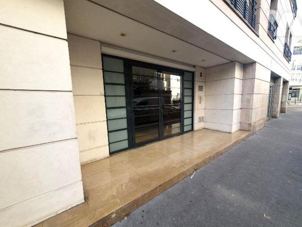 Appartement de type F1 à Vendre à Boulogne-Billancourt (92100) en Hauts-de-Seine (92), dans une...