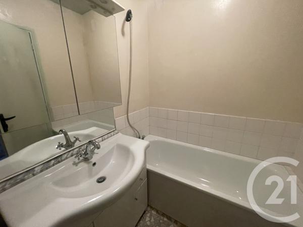 Appartement T3 à vendre  4 pièces - 60 m2 PONT AUDEMER - 27