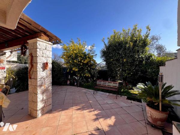 GRASSE Les Hameaux de St-Jean-de-Grasse - Villa La Riante