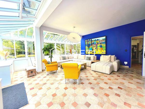 MAISON 340 M2