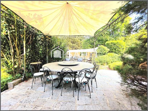 MAISON 340 M2