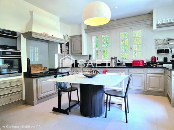 MAISON 340 M2