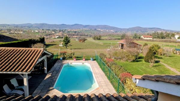 Maison à Grézieu-la-Varenne, 69290 - 8 pièces 212m²