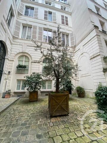 à vendre  45,28 m2 PARIS - 75006