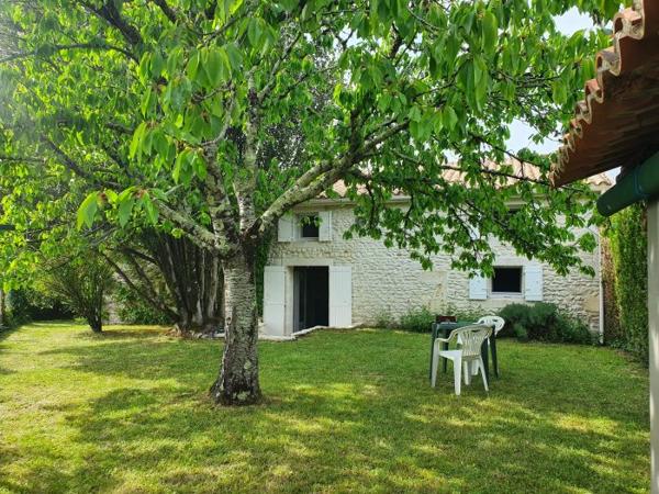 Maison charentaise Cozes 90 m²