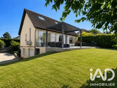 Maison à vendre 7 pièces 132 m² Pontault-Combault