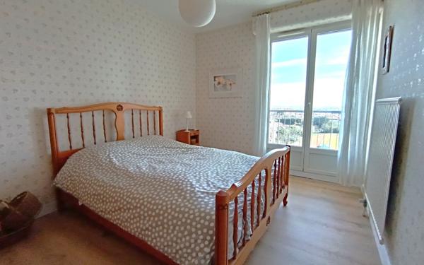 Appartement à vendre    4 pièces • 99,77 m2 La Rochelle