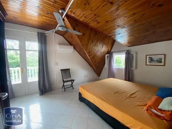 Maison à louer 5 pièces 160m² Saint-Joseph (97480)