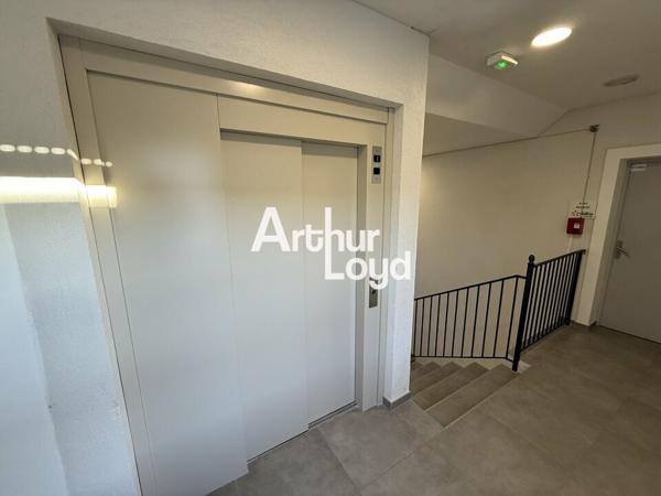 Bureaux 160 m² à louer Capitou