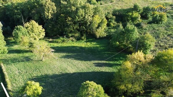 CORPS DE FERME EN PIERRE – PLUS D’UN HECTARE – IDÉAL CHEVAUX- MEILHAN SUR GARONNE