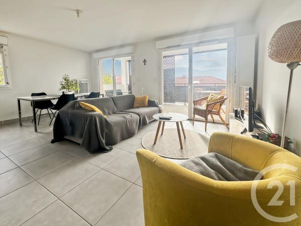 Appartement T3 à vendre  3 pièces - 64,20 m2 MARSEILLE - 13011