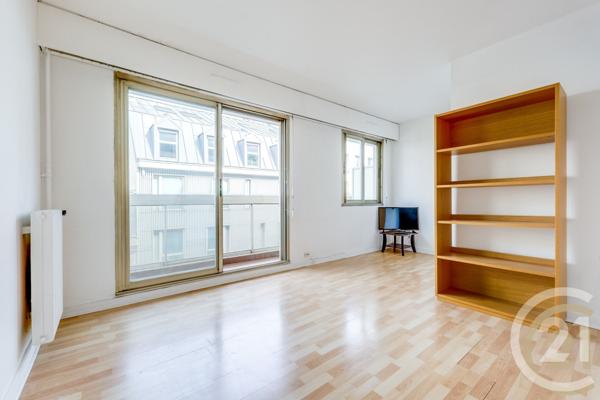 Appartement F1 à vendre  1 pièce - 29,98 m2 PARIS - 75017