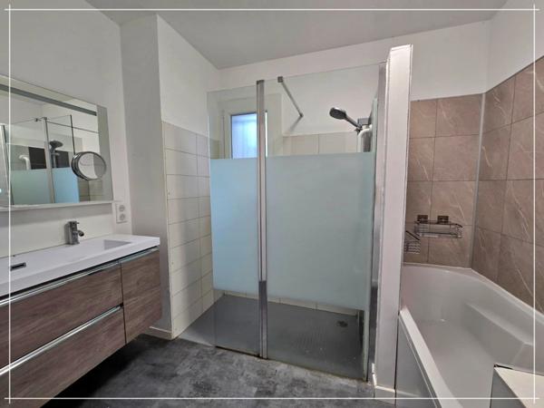 Maison à vendre 5 pièces Calignac avec locataires