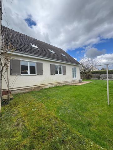 Méru : Maison familiale 5 ch, cuisine moderne.