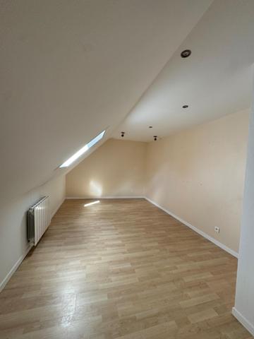 Méru : Maison familiale 5 ch, cuisine moderne.