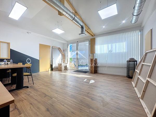 Millau (12100) LOCAL COMMERCIAL 70 M2