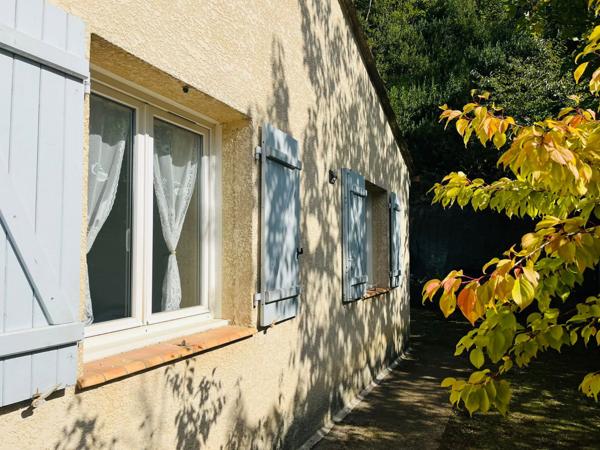Lodève (34700) En EXCLUSIVITE ! Villa lumineuse de 60 m² + 60m² de garage aménageable.
