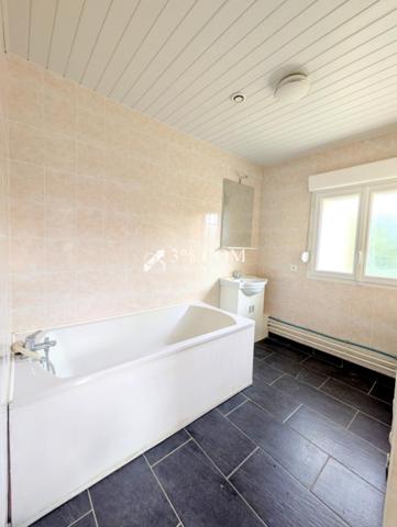 Maison 8 pièce(s) 6 chambre(s) 167 m²