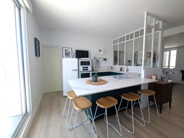 Melesse (35520) Maison 9 pièces 219m² et pièce pour activité professionnelle