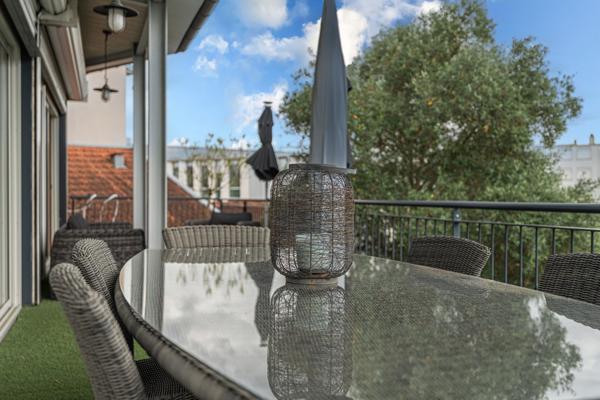 Appartement 6 pièces - 298 m²