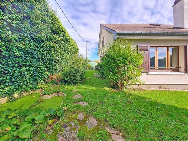 ORLEANS EST - DROITS DE L'HOMME - MAISON 5 CHAMBRES AVEC SOUS SOL TOTAL ET JARDIN CLOS -