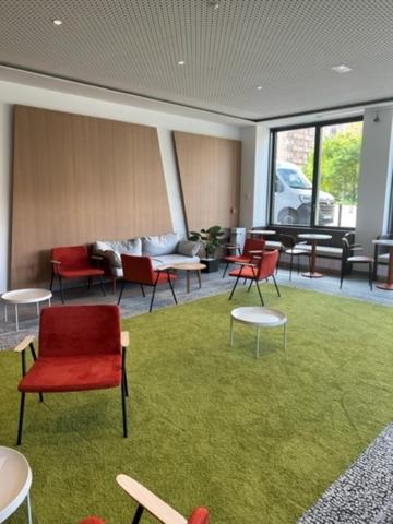 Bureaux à louer à MONTIGNY LE BRETONNEUX 78180