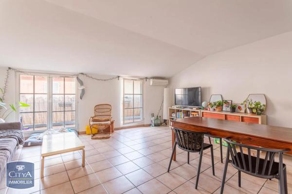 Immeuble à vendre 115m²