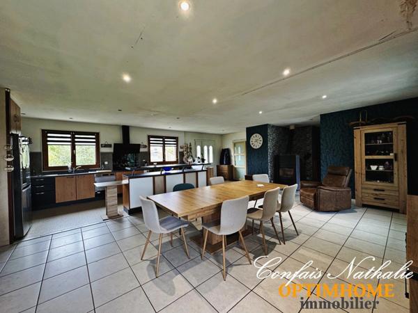 Maison à vendre 6 pièces LE DESCHAUX (39)