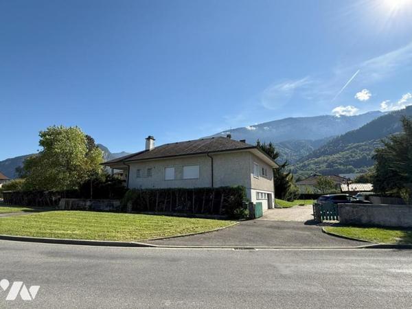 Grande maison familiale , Marnaz.