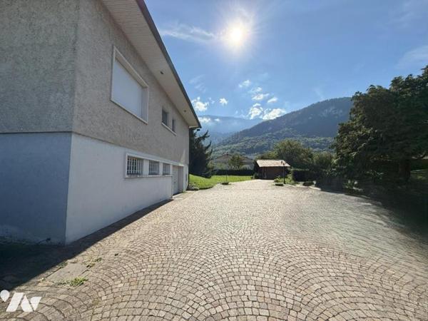 Grande maison familiale , Marnaz.